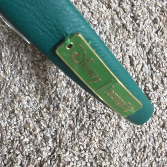 DISNEY LOUNGE FLY HOLIDAY MINNIE EARS - NWT - Picture 3 of 6